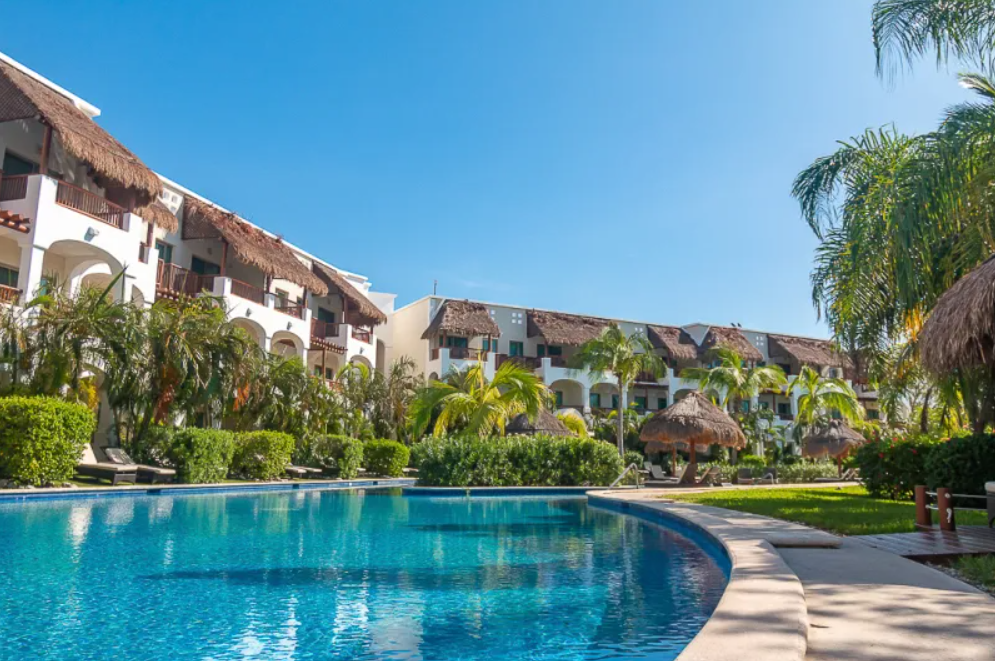 Caribbean vs. Mexico for Your Destination Wedding: Budget, Style, and Guest Experience Compared