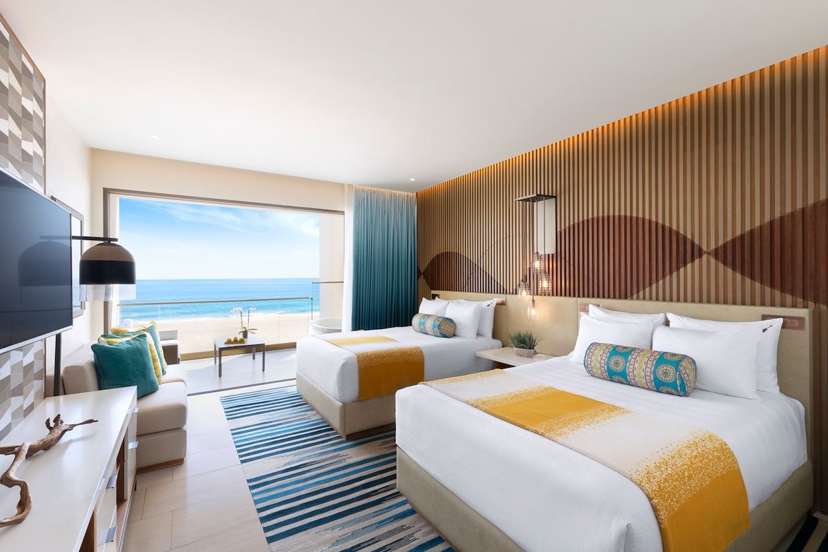 Deluxe Partial Ocean View, Two Queen Beds
