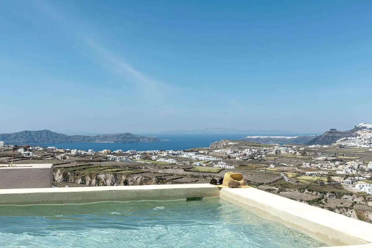 Private hot tub on the suite terrace overlooking the sea